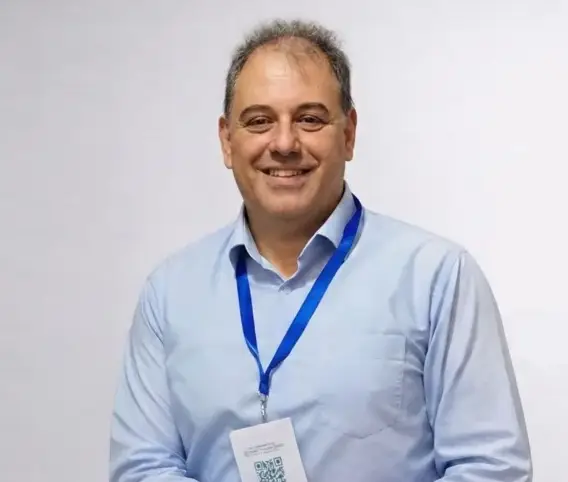Φώτης Κουρμαδάς, ιδρυτής DVS — 23 χρόνια εμπειρίας σε συστήματα e-commerce στη Χαλκίδα